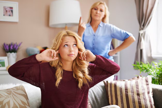 rebellion-teenage-blonde-girl_329181-2515