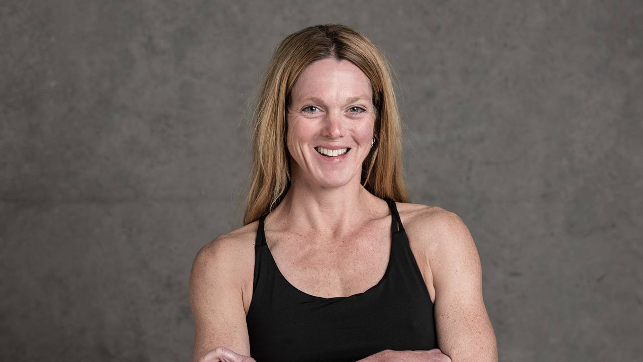 Women’s Training, Hormones, and Metabolism: What Dr. Stacy Sims Claims About Female Physiology